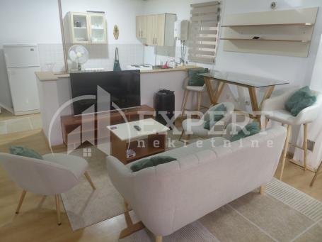 Izdaje se odličan stan u Donjoj Vežini, 40m2
