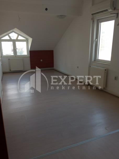 Izdaje se kuća kod Doma zdravlja, kao poslovni prostor, 130m2