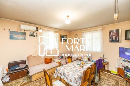 Nekretnine Crna Gora, Herceg Novi, Čela