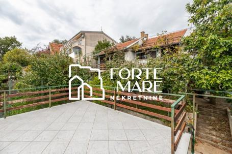 Nekretnine Crna Gora, Herceg Novi, Podi