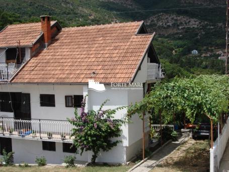 Nekretnine Crna Gora, Herceg Novi, Kamenari
