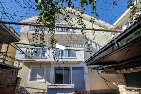 Nekretnine Crna Gora, Herceg Novi, Đenovići