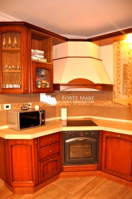 Property in Montenegro, Herceg Novi, Djenovici