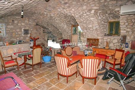 Nekretnine Crna Gora, Herceg Novi, Stari grad