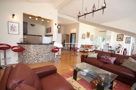 Property in Montenegro, Herceg Novi, Njivice