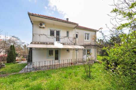 Nekretnine Crna Gora, Herceg Novi, Bijela