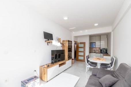 Property in Montenegro, Herceg Novi, Bijela