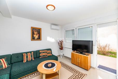 Property in Montenegro, Herceg Novi, Ratisevina