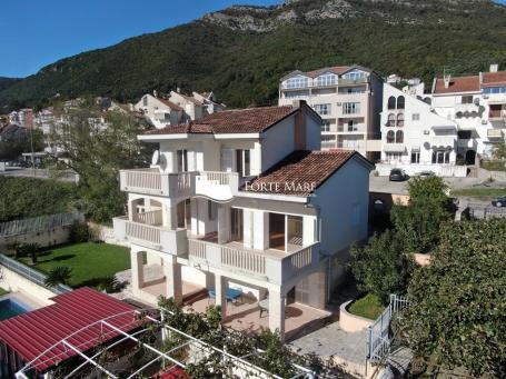 Property in Montenegro, Herceg Novi, Baosici