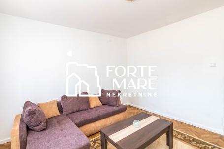 Nekretnine Crna Gora, Herceg Novi, Bijela