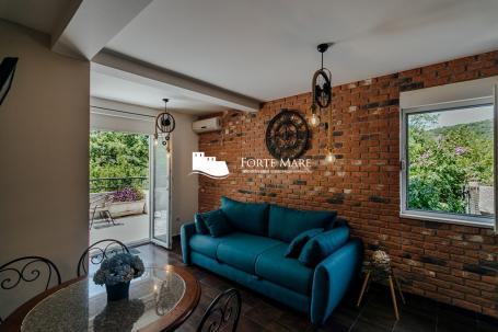 Property in Montenegro, Herceg Novi, Topla II
