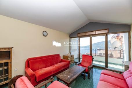 Nekretnine Crna Gora, Herceg Novi, Topla II