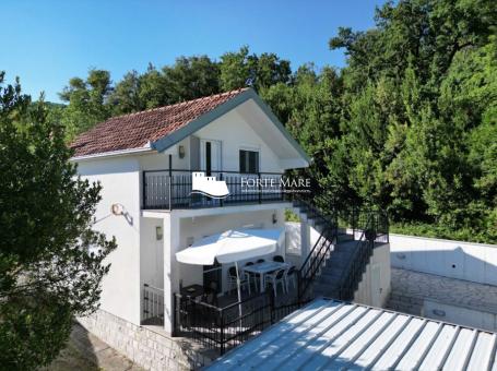 Nekretnine Crna Gora, Herceg Novi, Ratiševina