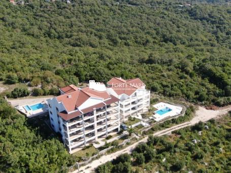 Nekretnine Crna Gora, Herceg Novi, Podi