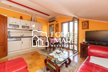 Nekretnine Crna Gora, Herceg Novi, Topla II