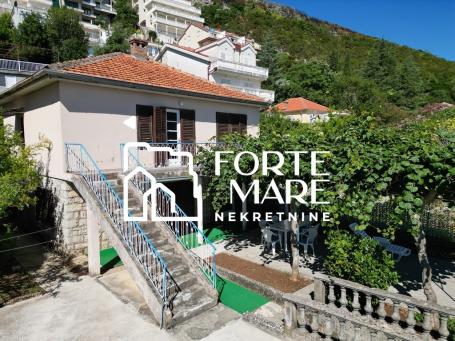 Property in Montenegro, Herceg Novi, Njivice