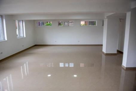 Na prodaju poslovni prostor 91 m² u centru Prijepolja , Karađorđeva  