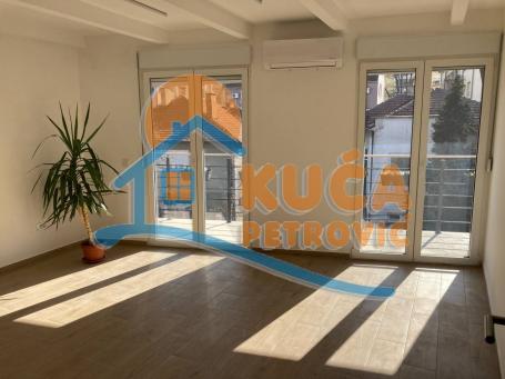 Izdaje se nov poslovni prostor na Paliluli, 103m2