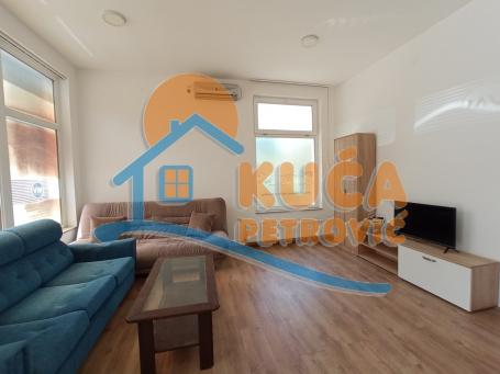 Izdaje se jednoiposoban stan na Paliluli, 35m2