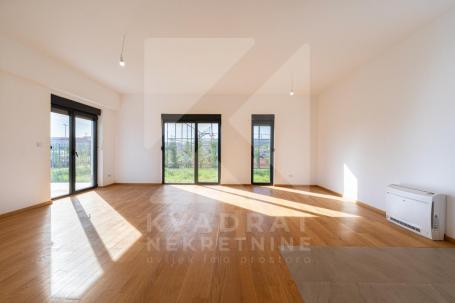 Prodaja, Trosoban stan, Podgorica, Zabjelo, 101m2
