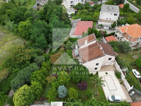 Prodaja, Kuća, Podgorica, Masline, 280m2