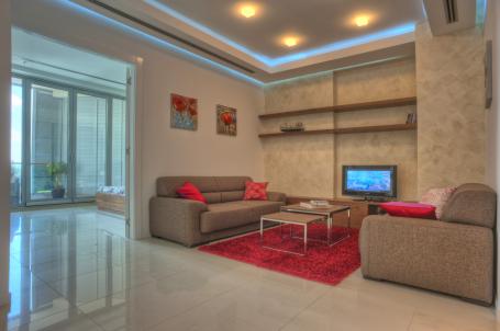 Prodaja, Stan, 95m2 , Budva