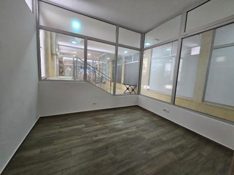 Prodaja, Poslovni prostor, 31m2 , Budva