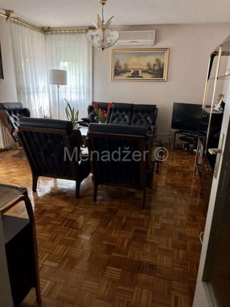 B. Brdo,73m2+17garaža 3.0sob, vpr, viisina prvog ,2mč, namesten, uknjižen