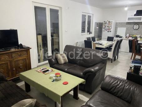 Surcin, Becmen, Novogradnja, Kuca  200m2, 2 stambene jedinice
