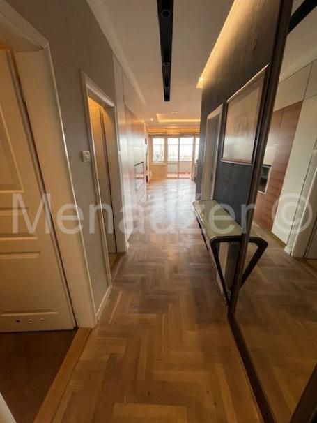 Prodaja, Stan, 114m2 , Banovo Brdo