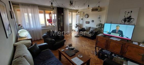 Žarkovo,72m2,3.0sob.1. sprat, gas, pvc, parking, lodja, dva nivoa, uknižen