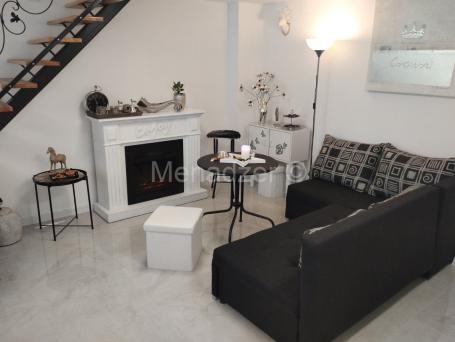 Fruska Gora, Vrdnik, uknjizeno, 130m2 sa 60m2 ter. nova, kamin 3,2 A