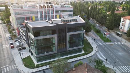 Poslovni objekat, 2542m2, Centar, Podgorica