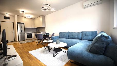 Jednosoban lijepo opremljen stan, 46m2, Stari aerodrom, Podgorica