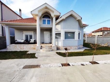 Kuća, 160m2, Murtovina, Podgorica