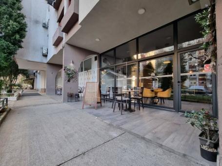 Poslovni prostor, 351m2, Blok 5, Podgorica
