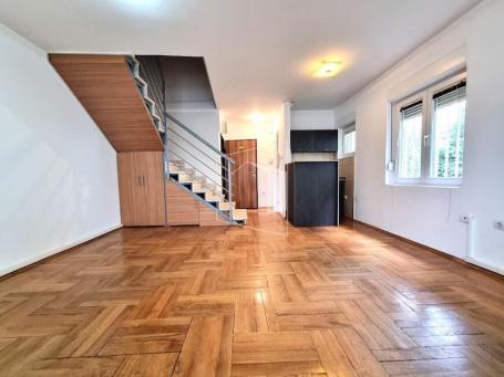 Poslovni prostor, 65m2, Stari aerodrom, Podgorica