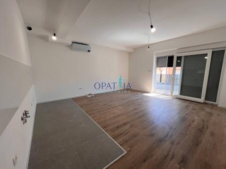 Vir Apartment S4 1. Etage mit Wasser/Abwasser Anschluss