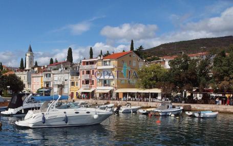 SELCE- Dvije kuće sa bazenom 