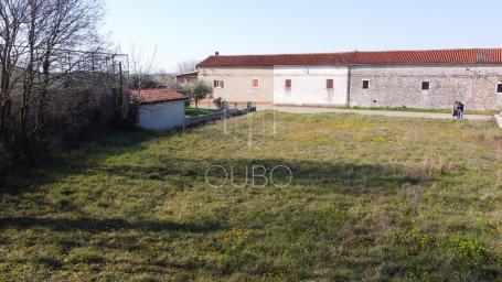 Smoljanci - Građevinsko zemljište 792m2