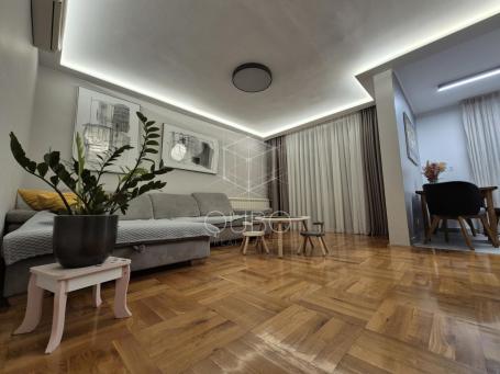 Rovinj — Moderne Zwei-Zimmer-Wohnung mit Meerblick