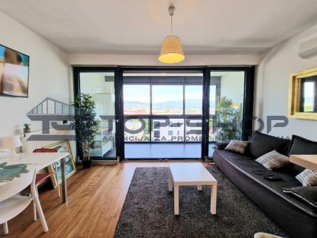 Špansko, otmjena garsonijera na šestom katu novije zgrade s liftom-45m2