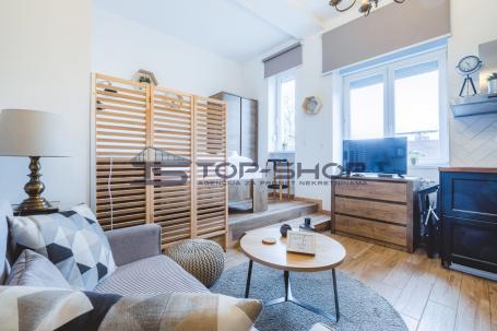 Centar, Moderan i potpuno opremljen stan sa 3 apartmana 137m2