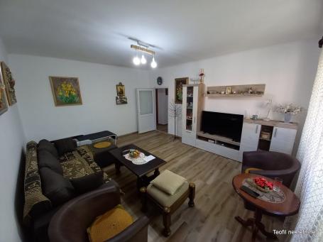 VOZDOVAC LEKINO BRDO 70m2 , (T) ,199000e