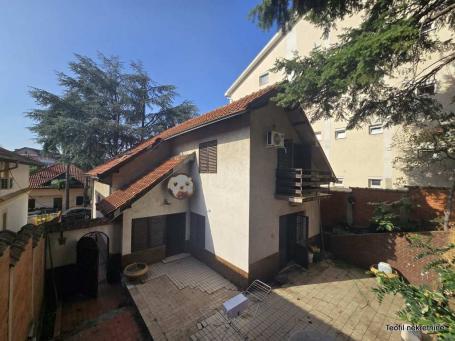 ZVEZDARA GRADSKA BOLNICA 230m2 , G ,650000e