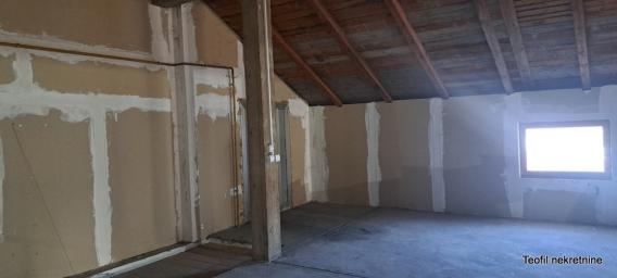 STARA PAZOVA NOVA PAZOVA 400m2 , 350 ,3000e