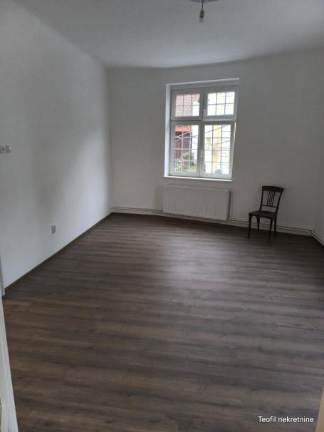 ZVEZDARA VUKOV SPOMENIK 120m2 , (2T) ,1300e