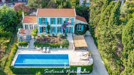 Luksuzna vila sa bazenom – Baosici, Herceg Novi