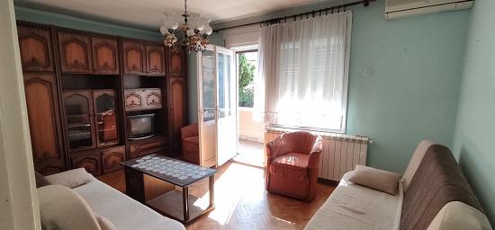 Višnjička banja, ul. Vladimira Ćetkovića, 3. 0, useljiv, svetao. . 