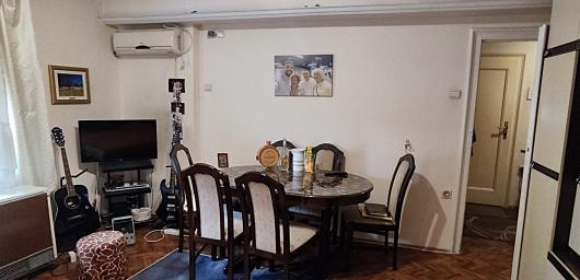 Zvezdara, Lion, Milana Rakića, sam na spratu, trostran .. 